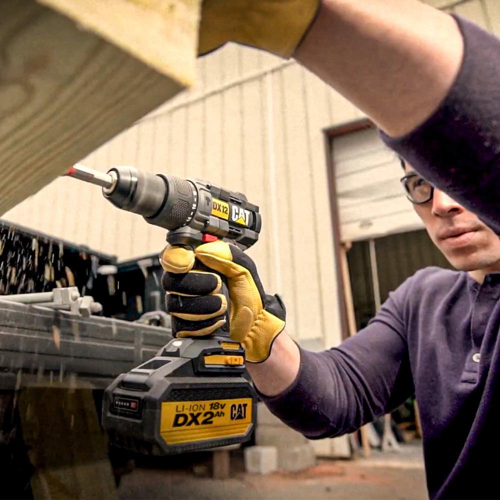 CAT DX12 18Volt/2.0Ah Li-ion Çift Akülü Kömürsüz Profesyonel Şarjlı Darbeli Matkap - . Görsel