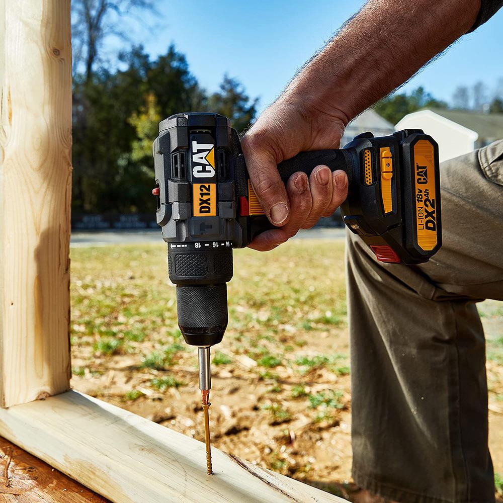 CAT DX12 18Volt/2.0Ah Li-ion Çift Akülü Kömürsüz Profesyonel Şarjlı Darbeli Matkap - . Görsel