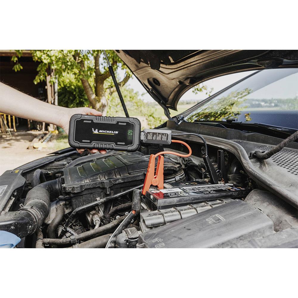 Michelin MJS80 12Volt 1000Amp Lityum Polimer Akü Takviye + Powerbank + Led Lamba - . Görsel