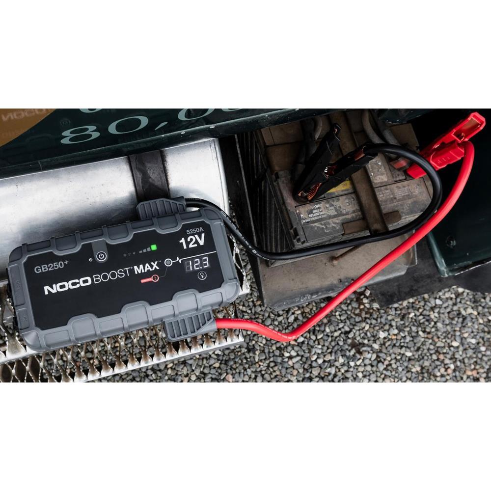 NOCO Genius GB250 12V 5250Amp Ultrasafe Lityum Akü Takviye + Powerbank + Led Lamba - . Görsel