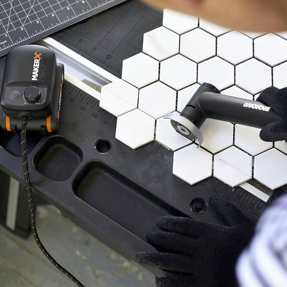 WORX WA7161 MAKERX 20Volt HUBX USB Portlu Devir Ayarlı Adaptör (Akü Dahil Değildir) - . Görsel