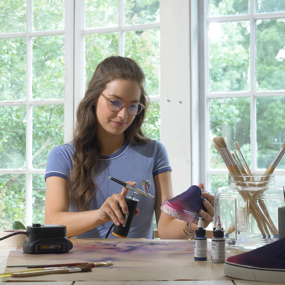 WORX WX742.9 MAKERX 20Volt Profesyonel Mini Air Brush Boya Tabancası (Akü Dahil Değildir) - . Görsel